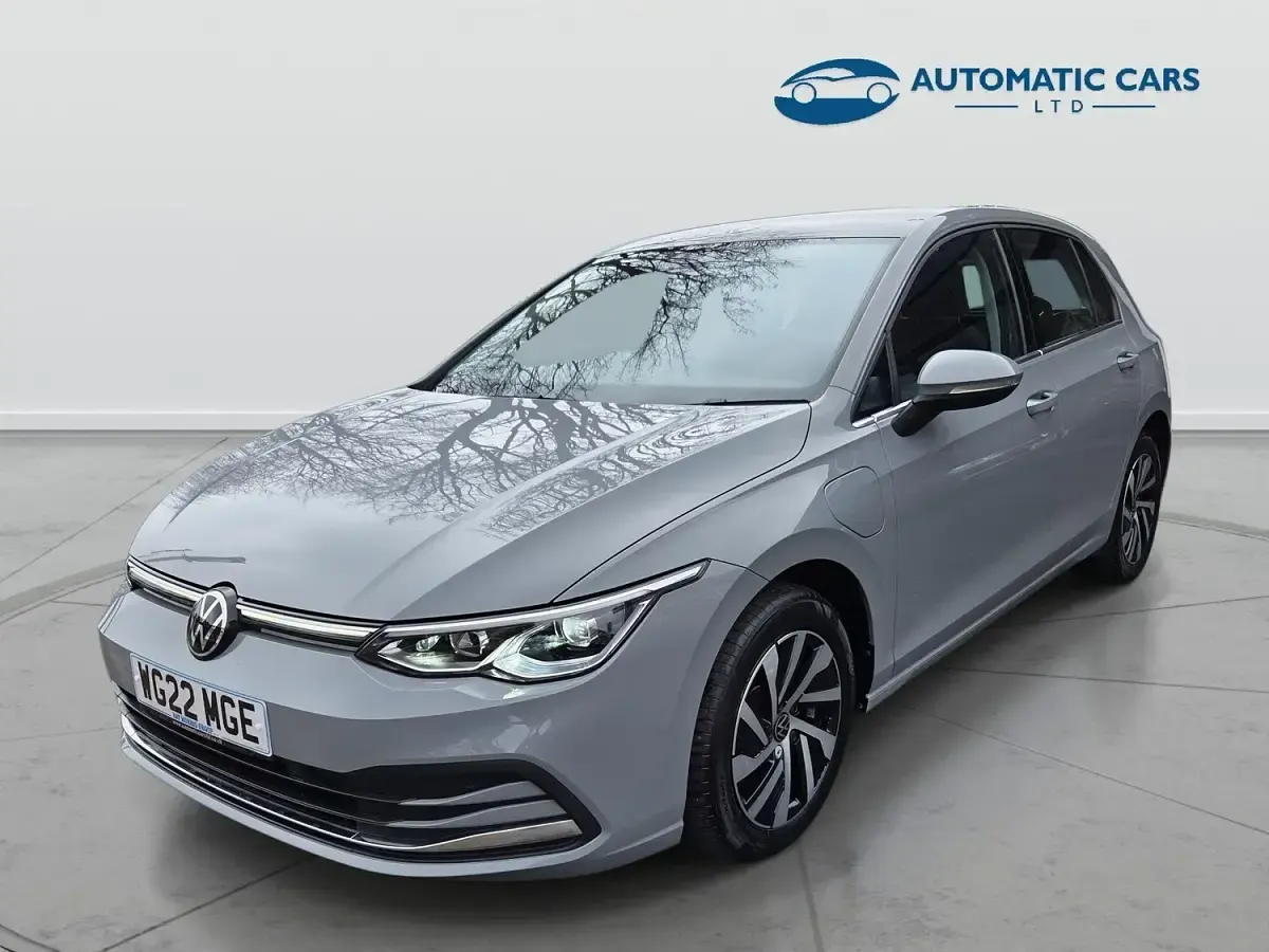 Used VW Golf VIII Style 204 HP (150 kW) 2022 Grey Hatchback