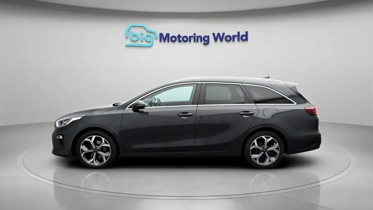 Used Kia Ceed 2021 Grey Hatchback