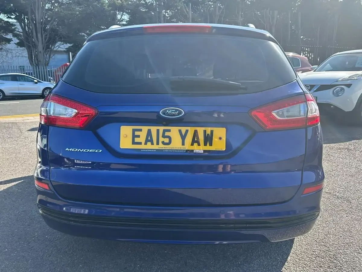 Used Ford Mondeo Titanium 150 HP (110 kW) 2015 Blue Estate