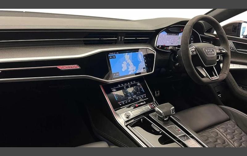 Usado Audi RS7 Design 620 HP (456 kW) 2023 Preto Citadino