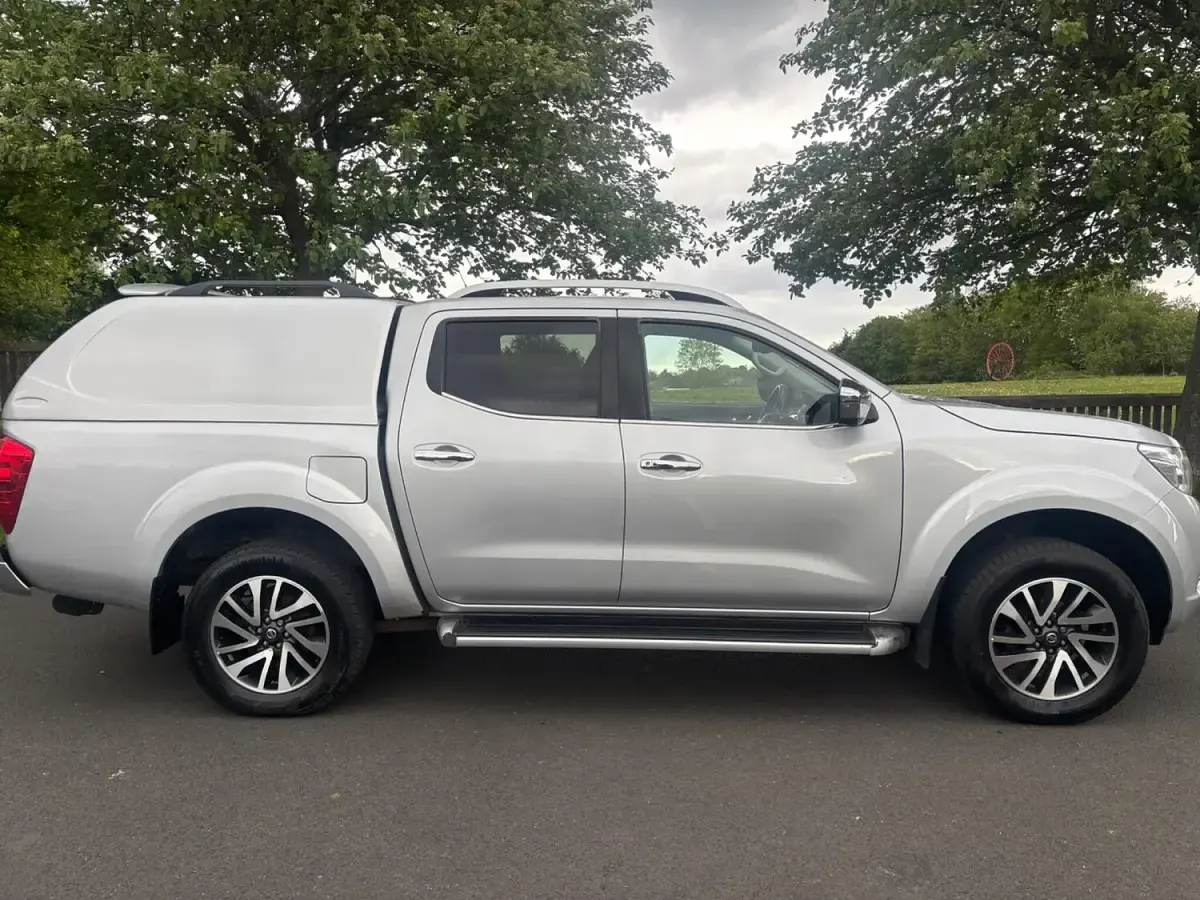 Used Nissan Navara Tekna 2018 Silver Pickup