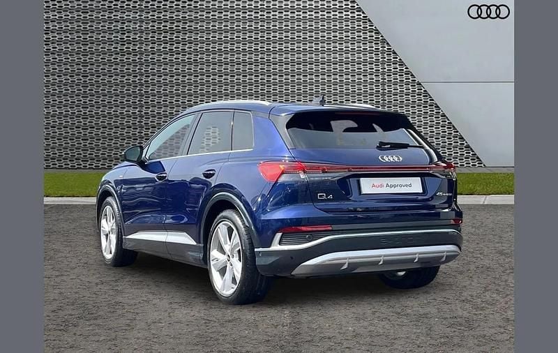 Usado Audi Q4 e-tron S-Line 206 kW (281 HP) 2024 Azul SUV