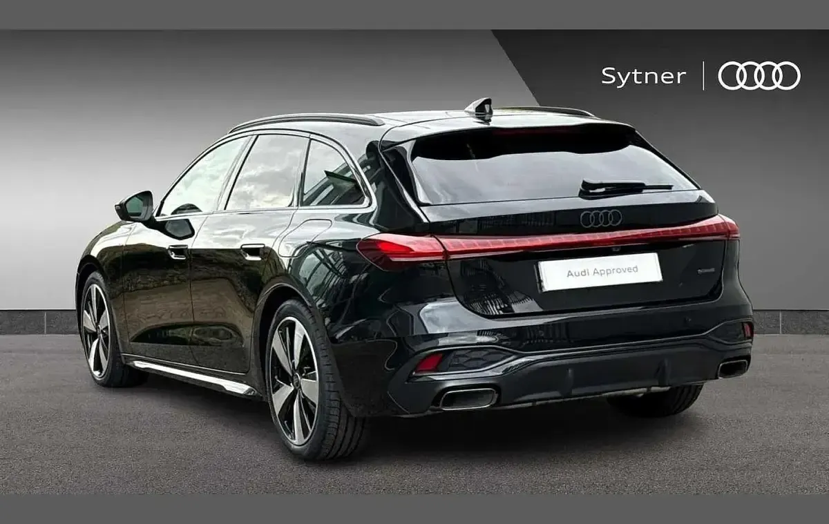 Used Audi A5 Advanced 295 HP (216 kW) 2025 Black Estate