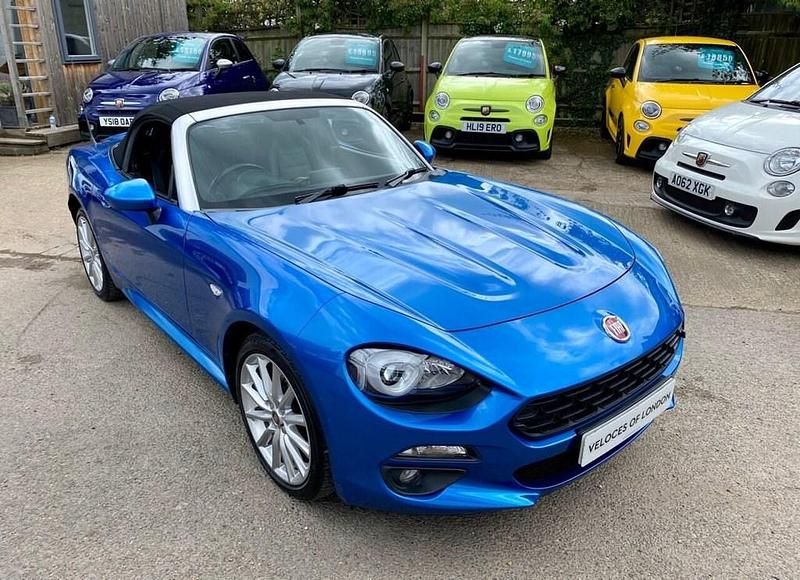 Used Fiat 124 Spider Lusso 2017 Blue Cabriolet
