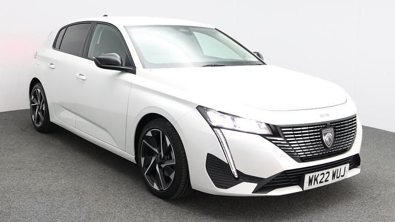 Used Peugeot 308 Allure Premium 130 HP (95 kW) 2022 White Hatchback