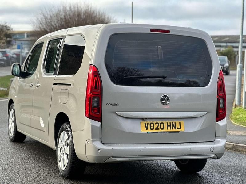Used Vauxhall Combo S 110 HP (80 kW) 2020 Grey MPV