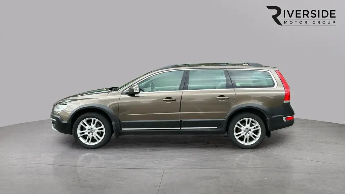 Used Volvo XC70 SE Lux 181 HP (133 kW) 2014 Bronze Estate