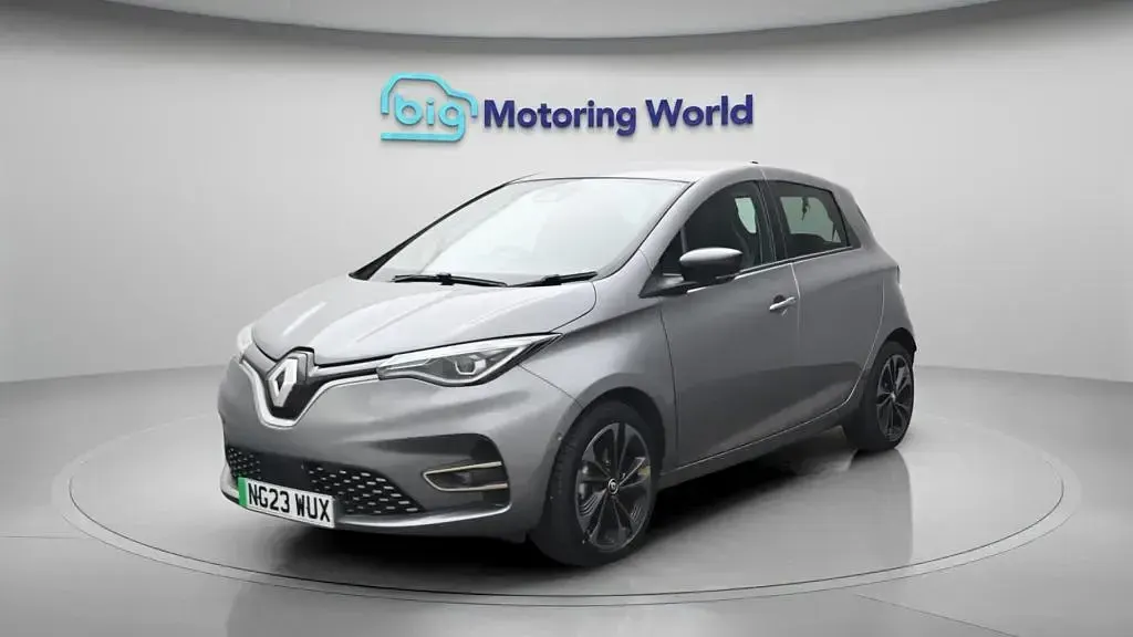 Used Renault Zoe Iconic 100 kW (136 HP) 2023 Grey Hatchback