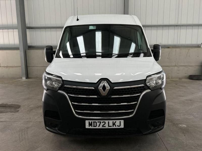 Used Renault Master Business 135 HP (99 kW) 2022 White MPV