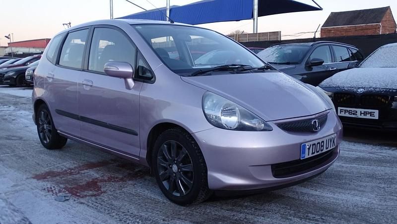 Second-hand Honda Jazz SE 82 CP (60 kW) 2008 Roșu Hatchback