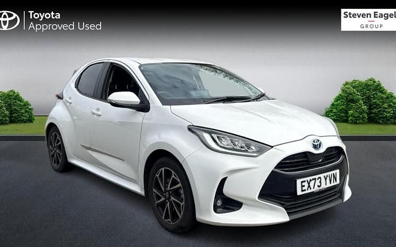 Used Toyota Yaris Hybrid Design 116 HP (85 kW) 2026 Hatchback