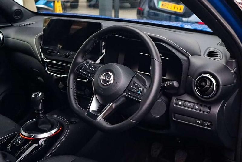 Used Nissan Juke Tekna 114 HP (83 kW) 2025 Blue SUV