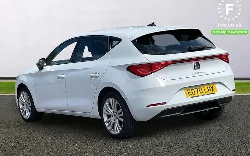 Used Seat Leon SE Dynamic 110 HP (80 kW) 2023 Hatchback