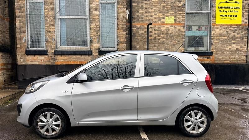 Used Kia Picanto 68 HP (50 kW) 2014 Silver Hatchback