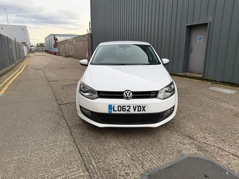 Used VW Polo Match 60 HP (44 kW) 2012 White Hatchback