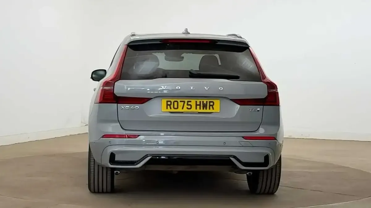 Used Volvo XC60 Plus 350 HP (257 kW) 2026 SUV