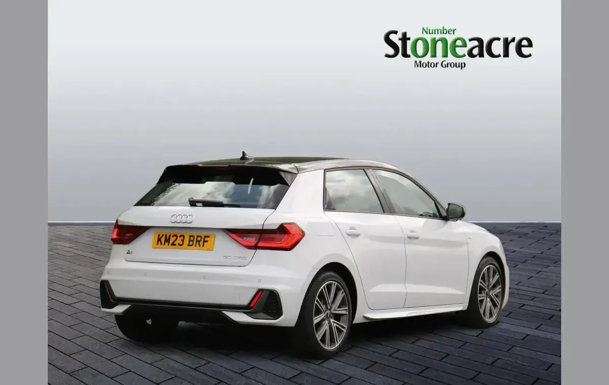 Used Audi A1 S-Line 108 HP (79 kW) 2023 White SUV