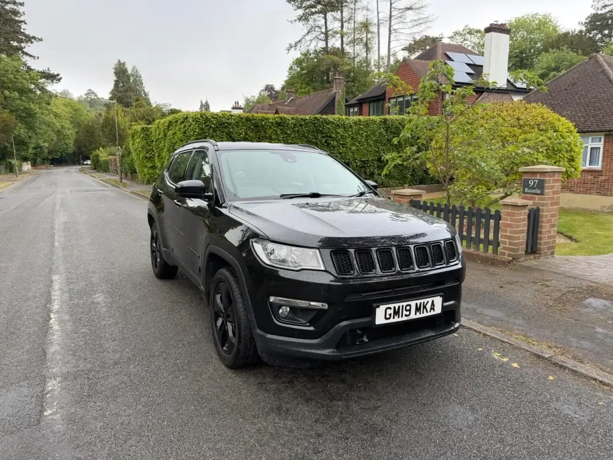 Usado Jeep Compass Night Eagle 140 HP (102 kW) 2019 Other SUV