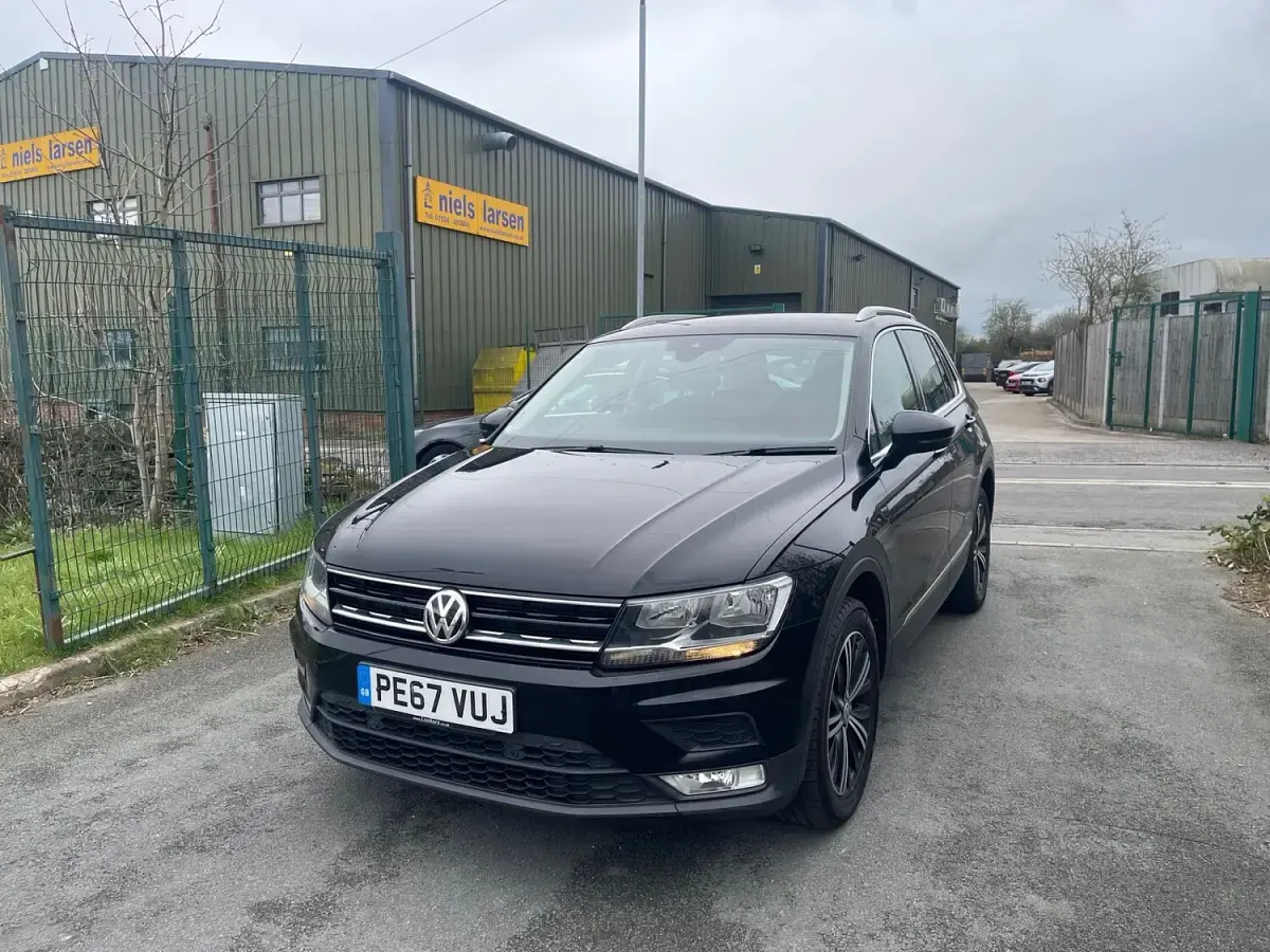 Used VW Tiguan SE 150 HP (110 kW) 2017 Black SUV