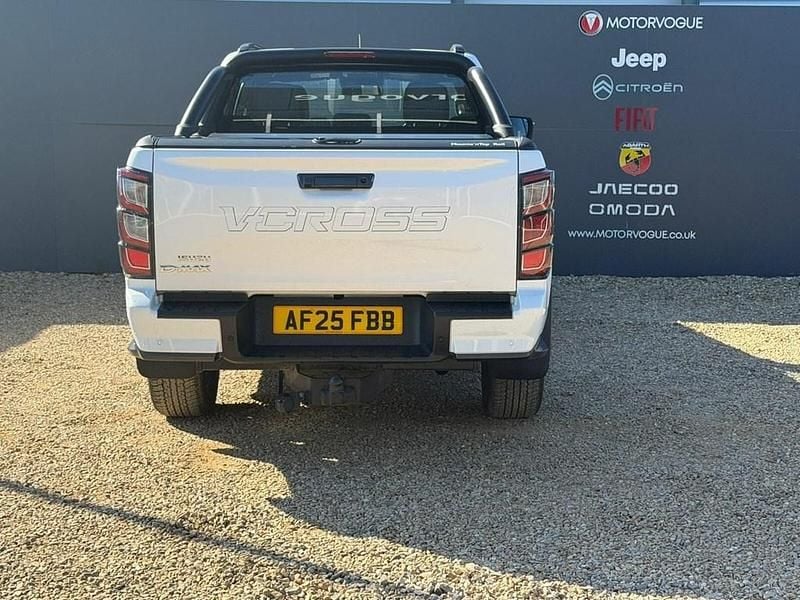 Used Isuzu D-Max 2025 White Pickup