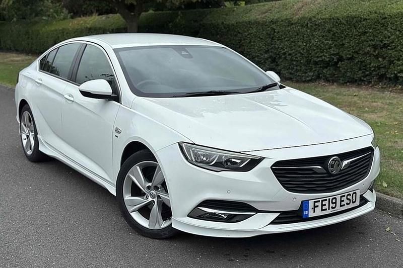 Used 2019 Vauxhall Insignia Sport | £7,490 (Fair price) - Image 1/1