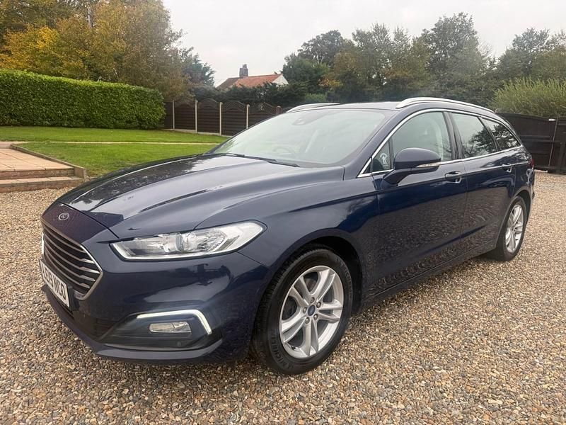 Blue Used 2019 Ford Mondeo Zetec Estate | £5,995 (Good price) - Image 1/4