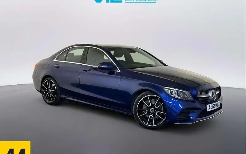 Used Mercedes C200 AMG Line Premium 198 HP (145 kW) 2019 Sedan