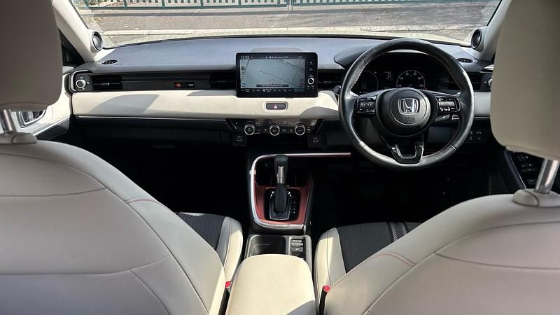 Used Honda HR-V Advance 2022 Beige SUV