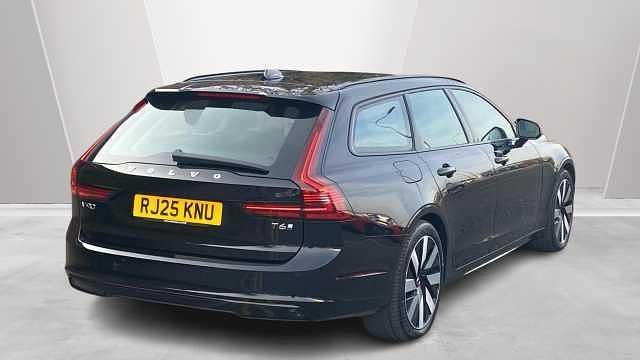 Used Volvo V90 Plus 345 HP (253 kW) 2025 Black Estate