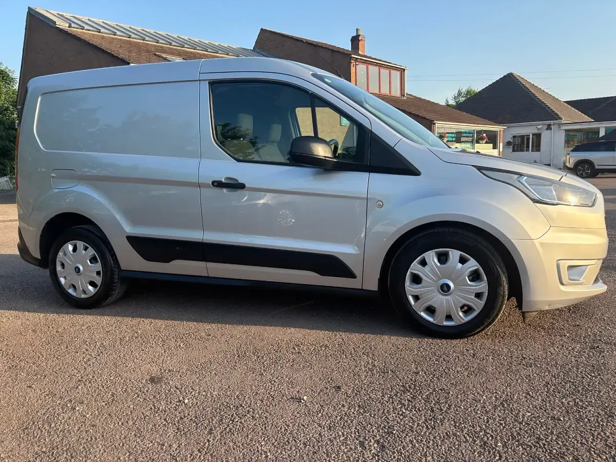 Used Ford Transit Connect Trend 120 HP (88 kW) 2019 Silver MPV
