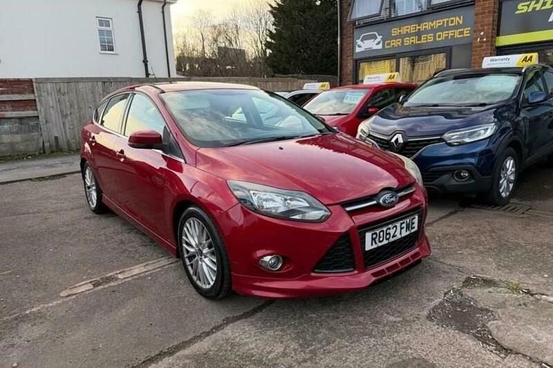 Used Ford Focus Zetec 115 HP (84 kW) 2012 Hatchback