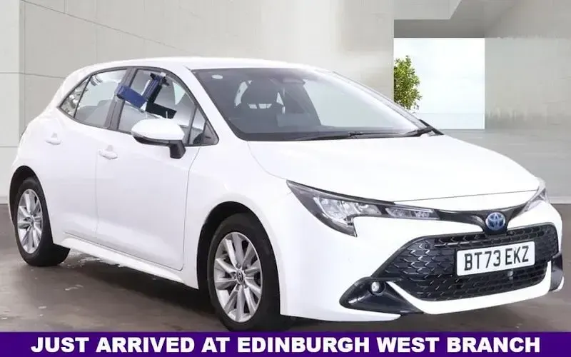 Used Toyota Corolla 140 HP (102 kW) 2023 Hatchback