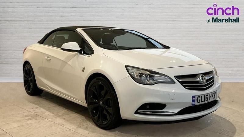 Used Vauxhall Cascada Elite 170 HP (125 kW) 2016 White Cabriolet
