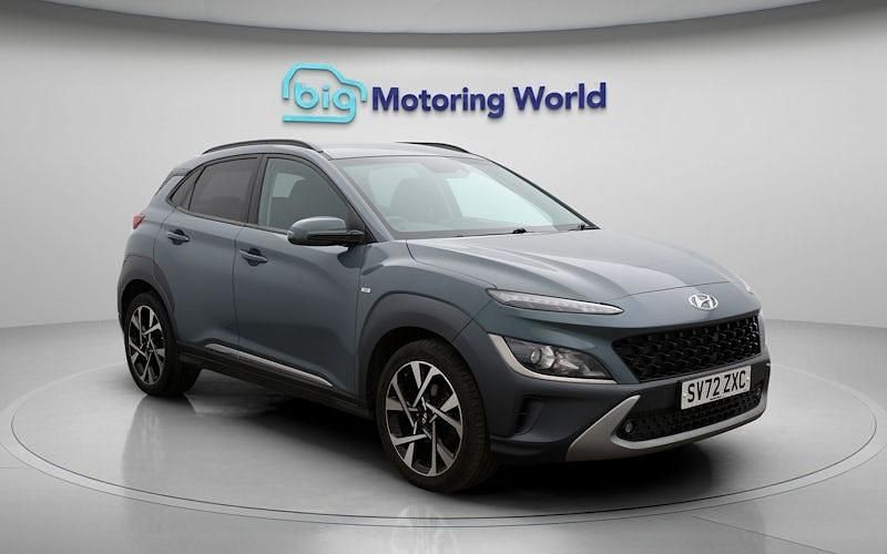 Used Hyundai Kona Premium 120 HP (88 kW) 2022 Green SUV