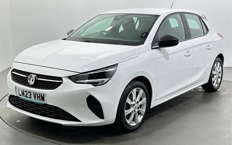 Used Vauxhall Corsa Design Edition 101 HP (74 kW) 2023 White Hatchback