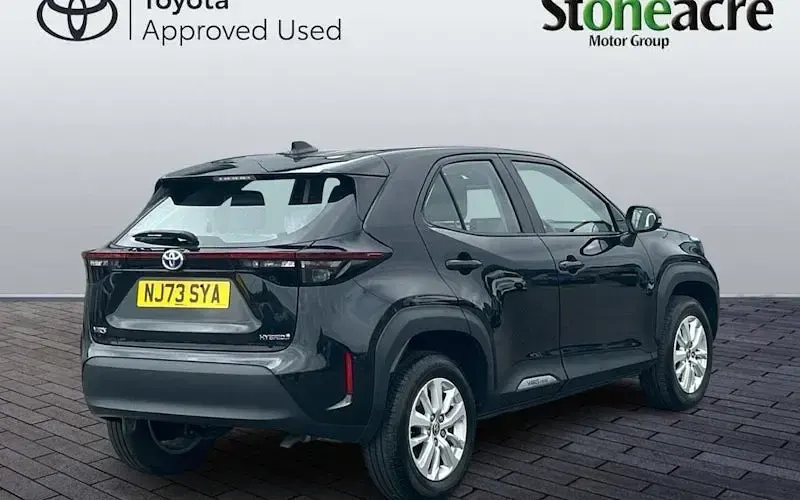 Used Toyota Yaris Hybrid 116 HP (85 kW) 2026 Estate