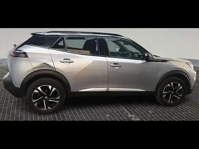 Second-hand Peugeot 2008 GT 130 CP (95 kW) 2023 Gri SUV