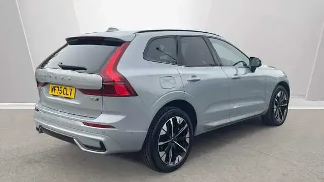 Usado Volvo XC60 Plus 247 HP (181 kW) 2026 SUV