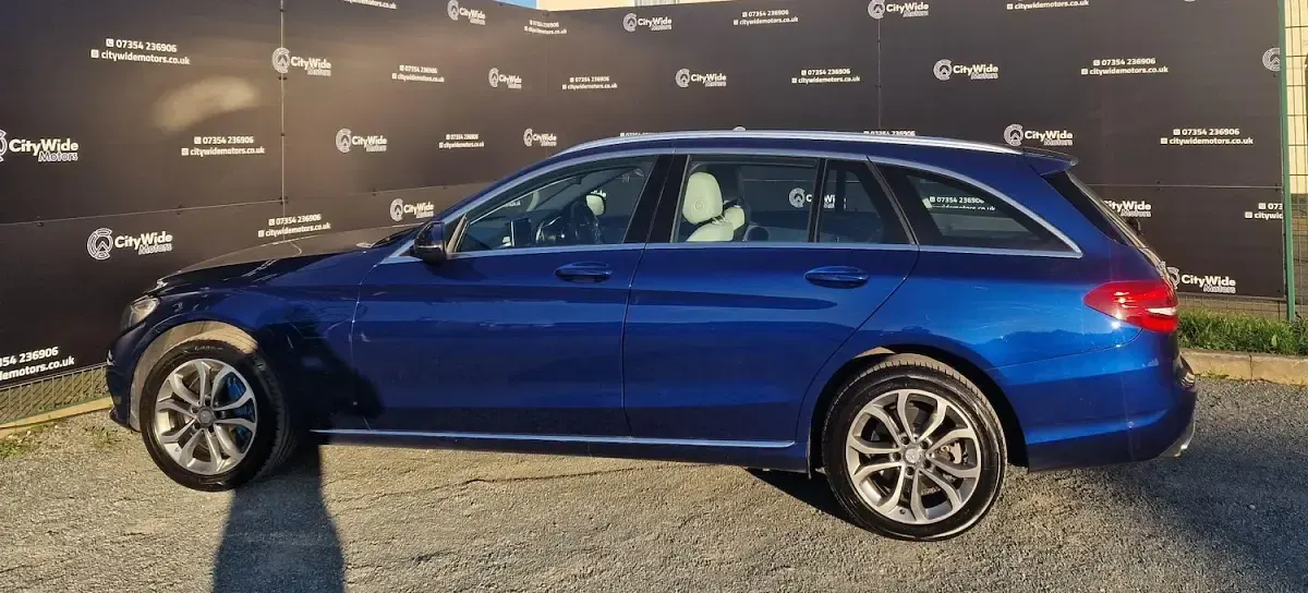 Used Mercedes C350e 2016 Blue Estate
