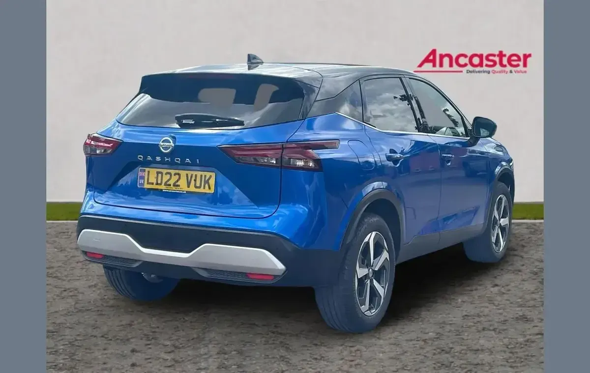Used Nissan Qashqai N-Connecta 155 HP (114 kW) 2022 Blue SUV