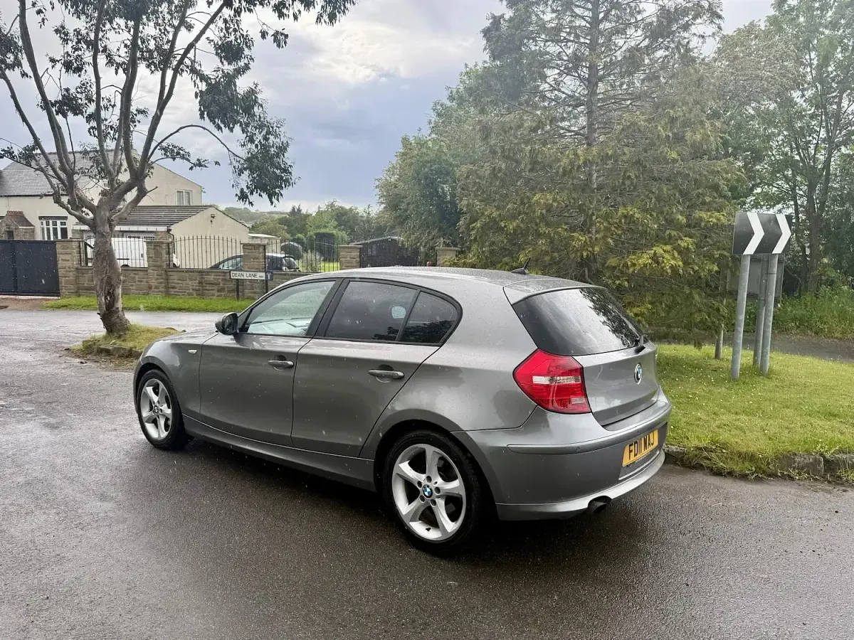 Used BMW 116 Sport Line 2011 Grey Hatchback