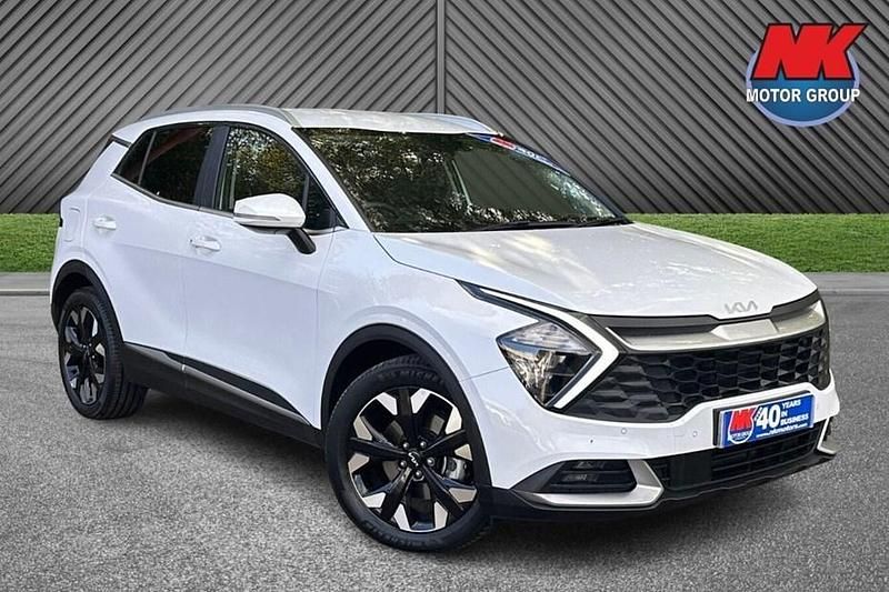 White Used 2023 Kia Sportage SUV | £27,499 (Fair price) - Image 1/1