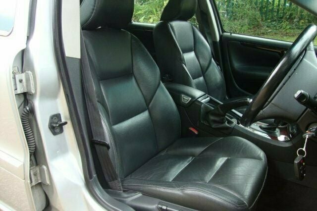 Used Volvo V70 163 HP (119 kW) 2004 Estate