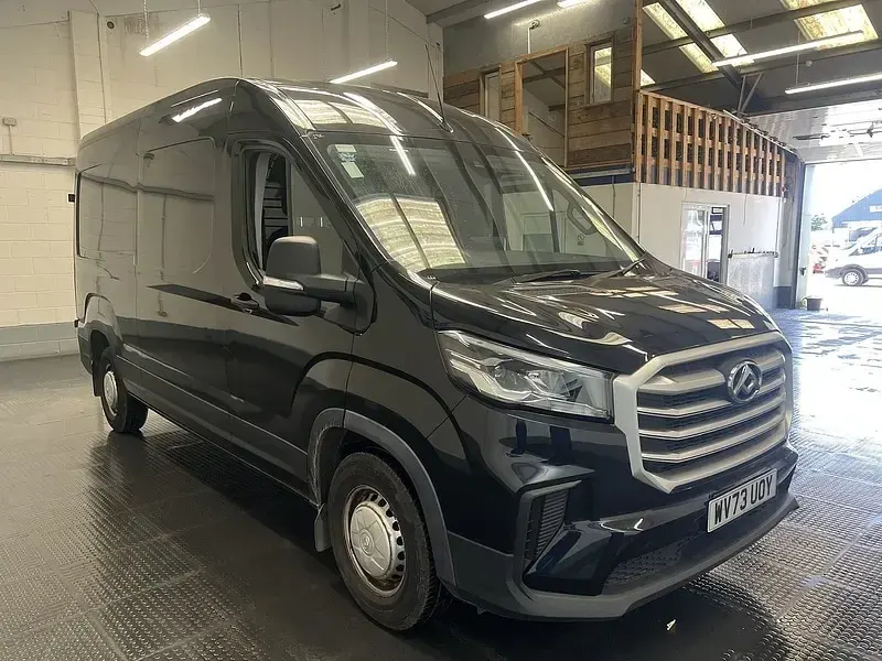 Used Maxus V90 161 HP (118 kW) 2023 Black Van