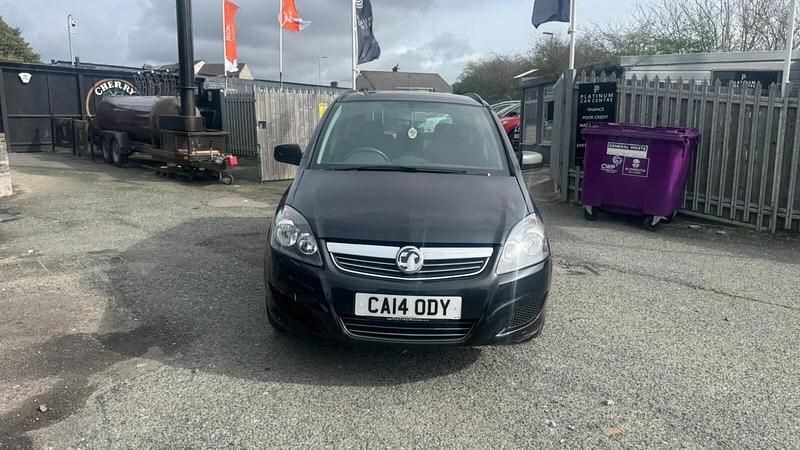 Used Vauxhall Zafira 120 HP (88 kW) 2014 Black MPV