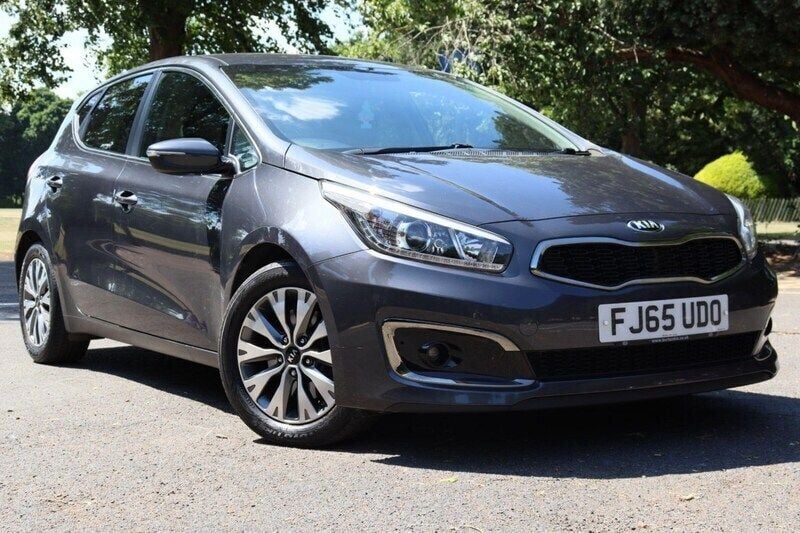 Silver Used 2015 Kia Ceed 3 Hatchback | £6,400 (Fair price) - Image 1/4