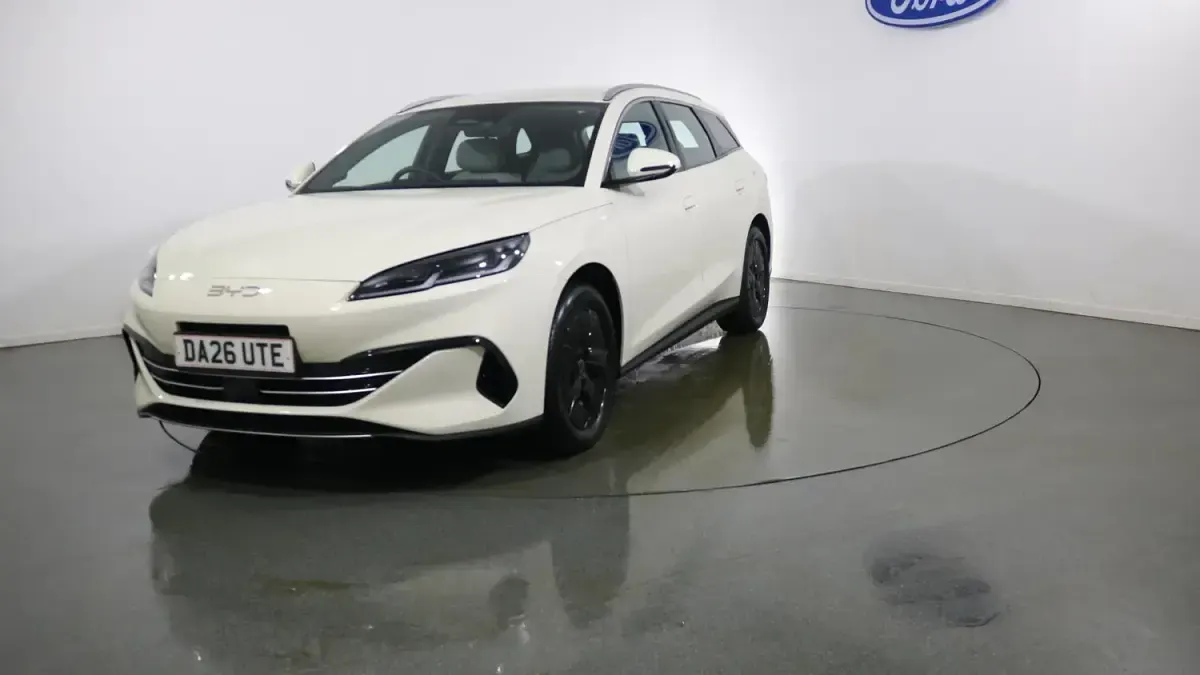 New BYD Seal Boost 2026 Gold Estate