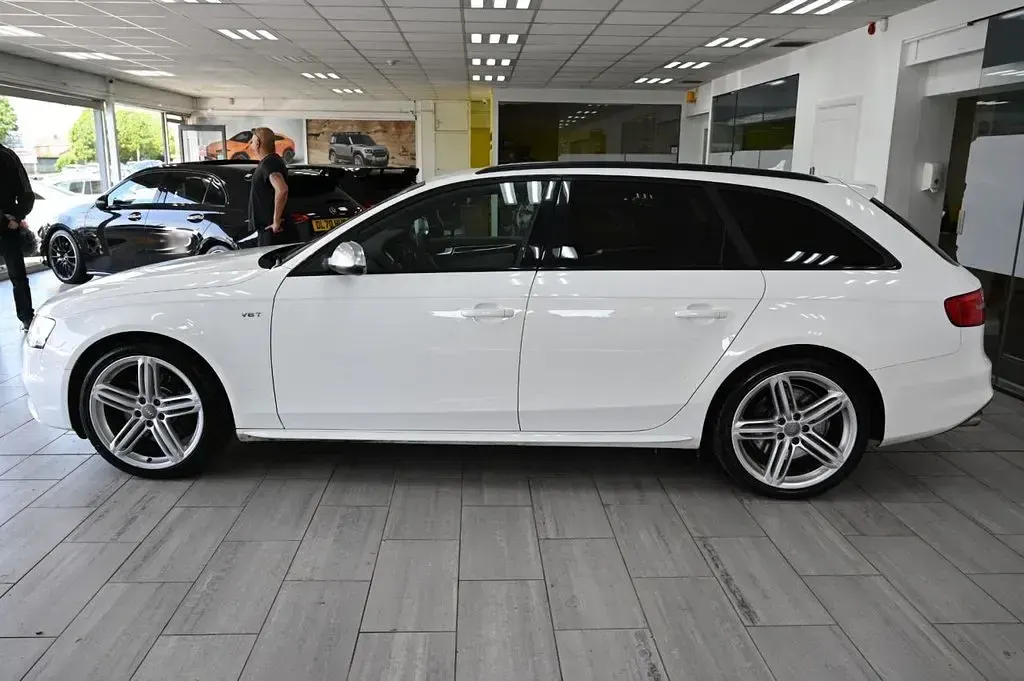 Used Audi S4 Black Edition 333 HP (244 kW) 2014 White Estate