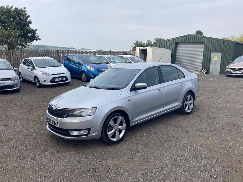 Silver Used 2014 Skoda Rapid Elegance Hatchback | £2,795 (Super price) - Image 1/4