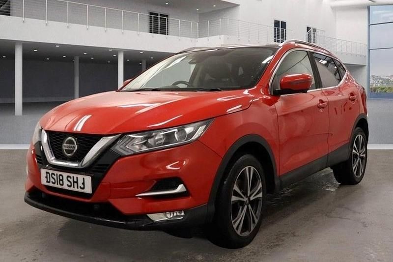 Red Used 2018 Nissan Qashqai N-Connecta SUV | £7,495 (Fair price) - Image 1/1